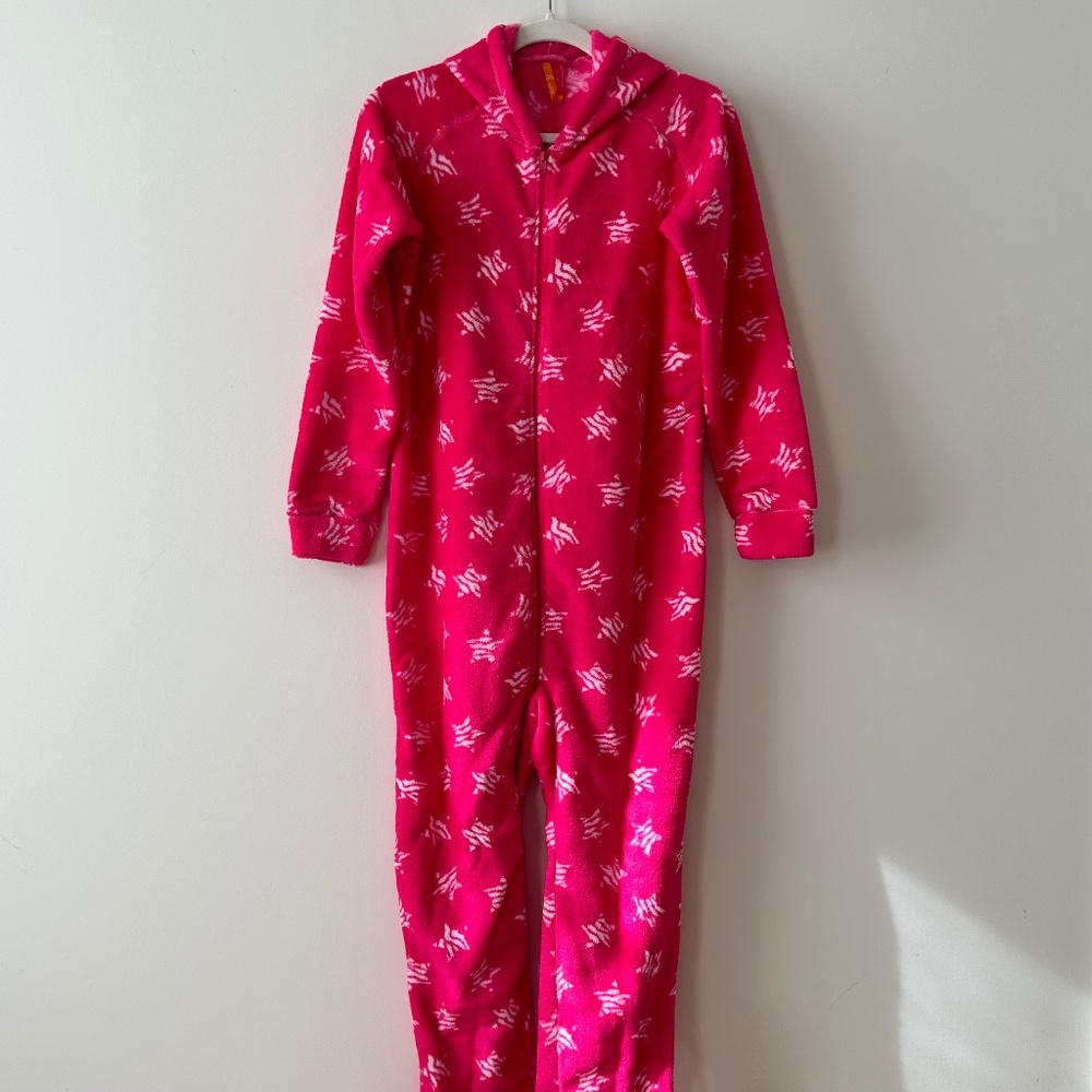 Jenni by Jennifer Moore Hot Pink Hooded Fleece Onesie Pajamas with White Print